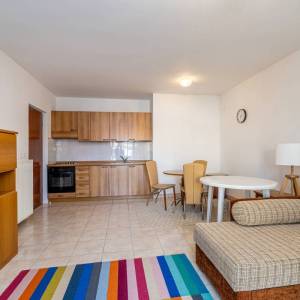 OTOK KRK, MALINSKA - Apartman prvi red do mora s parkirnim mjestom