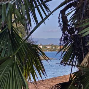 OTOK KRK, MALINSKA - Apartman prvi red do mora s parkirnim mjestom