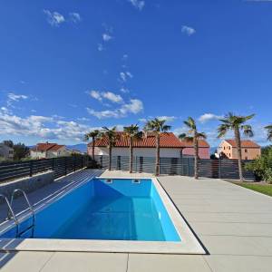 Otok Krk, Malinska - apartman u prizemlju s bazenom