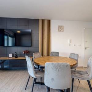 OTOK KRK, Malinska - Apartman s bazenom i pogledom na more