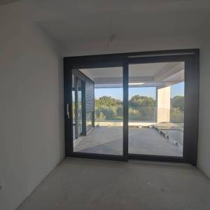 OTOK KRK, MALINSKA - dvije dvojne kuća s jednim bazenom