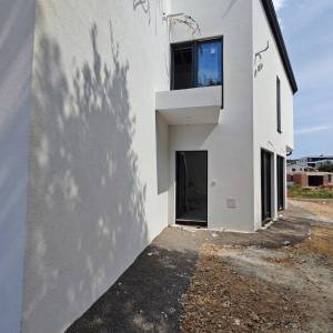 OTOK KRK, MALINSKA - Dvojna kuća s jacuzzijem i pogledom na more