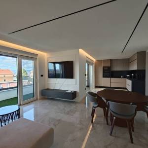 Otok Krk, Malinska - dvosobni stan u novogradnji