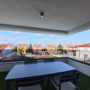 Otok Krk, Malinska - dvosobni stan u novogradnji