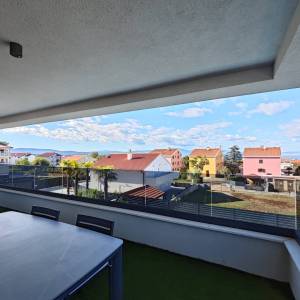 Otok Krk, Malinska - dvosobni stan u novogradnji