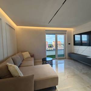 Otok Krk, Malinska - dvosobni stan u novogradnji