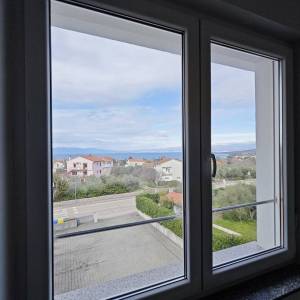 OTOK KRK, MALINSKA - Dvosobni apartman s panoramskim pogledom na more