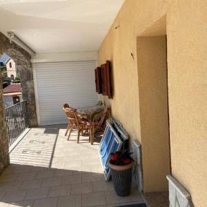 OTOK KRK, MALINSKA - Kuća prvi red do mora