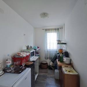 OTOK KRK, MALINSKA - Kućica u masliniku