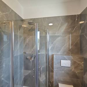 OTOK KRK, MALINSKA - Luksuzna dvojna kuća s panoramskim pogledom na more