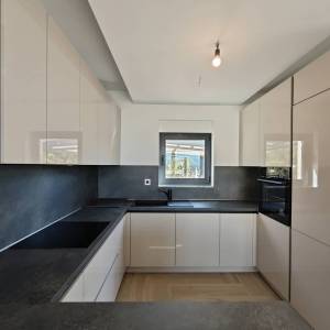 OTOK KRK, MALINSKA - Luksuzna dvojna kuća s panoramskim pogledom na more