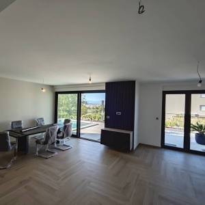 OTOK KRK, MALINSKA - Luksuzna dvojna kuća s panoramskim pogledom na more