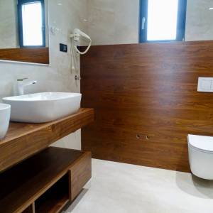 OTOK KRK, MALINSKA - Penthouse s bazenom na samo 150 metara od mora