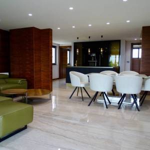 OTOK KRK, MALINSKA - Penthouse s bazenom na samo 150 metara od mora