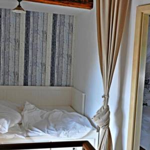 OTOK KRK, MALINSKA - Šarmantna kamena kuća s bazenom