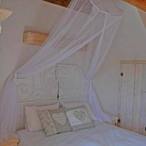 OTOK KRK, MALINSKA - Šarmantna kamena kuća s bazenom