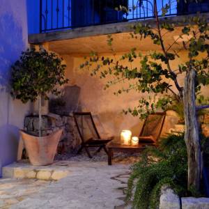 OTOK KRK, MALINSKA - Šarmantna kamena kuća s bazenom