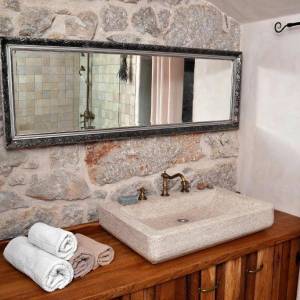 OTOK KRK, MALINSKA - Šarmantna kamena kuća s bazenom