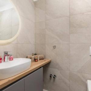 OTOK KRK, MALINSKA - Vila prvi red do mora