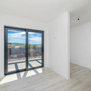 OTOK KRK - Moderna luksuzna vila s bazenom i pogledom na more