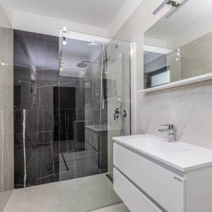 OTOK KRK - Moderna luksuzna vila s bazenom i pogledom na more