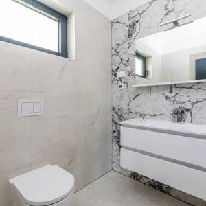 OTOK KRK - Moderna luksuzna vila s bazenom i pogledom na more