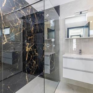 OTOK KRK - Moderna luksuzna vila s bazenom i pogledom na more