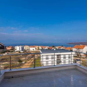 OTOK KRK, NJIVICE - Apartman na drugom katu s panoramskim pogledom na more