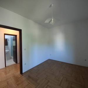  OTOK KRK, NJIVICE - Jednosobni apartman s velikim dnevnim boravkom