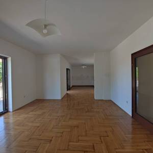  OTOK KRK, NJIVICE - Jednosobni apartman s velikim dnevnim boravkom