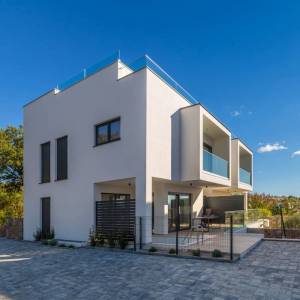 OTOK KRK, NJIVICE - Luksuzni dvoetažni apartman s krovnim bazenom i pogledom na more