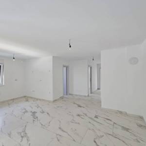 Otok Krk, okolica Dobrinja - Apartman u novogradnji s bazenom