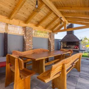 OTOK KRK, okolica DOBRINJA - Dvojna kamena kuća s bazenom