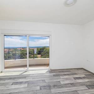 OTOK KRK, okolica grada Krka - Luksuzna vila s panoramskim pogledom na more