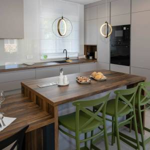 OTOK KRK, okolica grada Krka - Luksuzna vila u novogradnji na mirnoj lokaciji