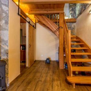 OTOK KRK, okolica MALINSKE - Autohtona kamena kuća s pogledom na more