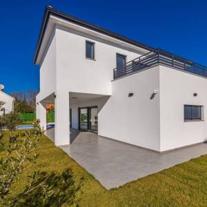 OTOK KRK, okolica Malinske - Luksuzna vila s bazenom i pogledom na more