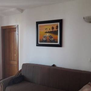 OTOK KRK, okolica Malinske - Kuća u nizu s dva apartmana