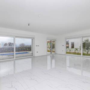 OTOK KRK, okolica Malinske - Luksuzna kuća s bazenom i pogledom na more