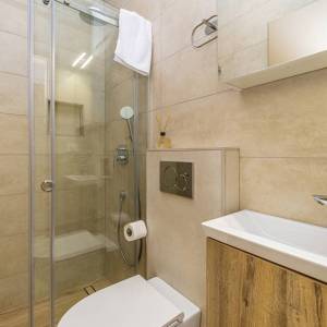 OTOK KRK, OMIŠALJ - Moderna dvoja kuća s bazenom