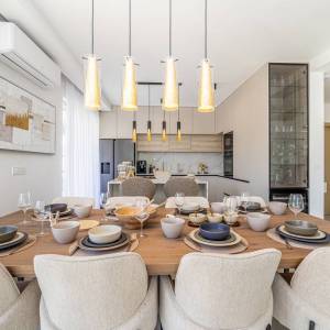 OTOK KRK, OMIŠALJ - Moderna dvoja kuća s bazenom