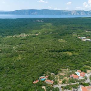 OTOK KRK - Prekrasno imanje s dvije kamene kuće