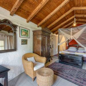 OTOK KRK - Prekrasno imanje s dvije kamene kuće