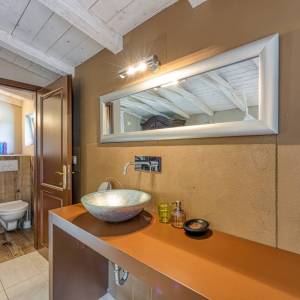 OTOK KRK - Prekrasno imanje s dvije kamene kuće