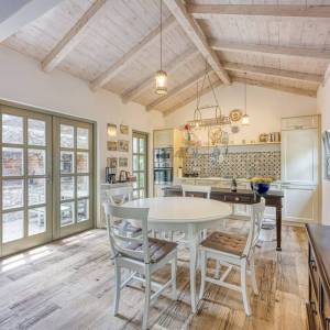 OTOK KRK - Prekrasno imanje s dvije kamene kuće