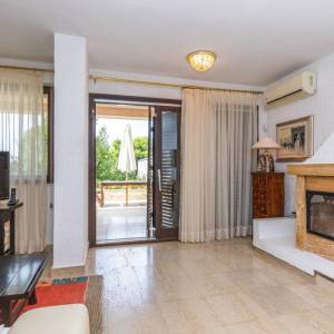 OTOK KRK, PUNAT - Kuća prvi red do mora