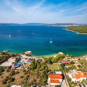 OTOK KRK, PUNAT - Kuća prvi red do mora