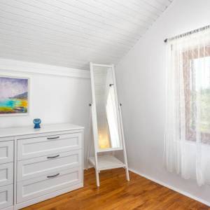 OTOK KRK, RISIKA - Šarmantna kuća s bazenom i jacuzzijem