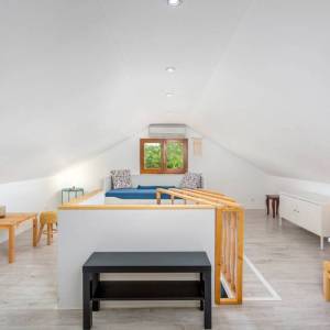 OTOK KRK, RISIKA - Šarmantna kuća s bazenom i jacuzzijem