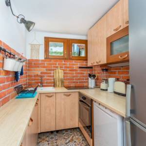 OTOK KRK, RISIKA - Šarmantna kuća s bazenom i jacuzzijem